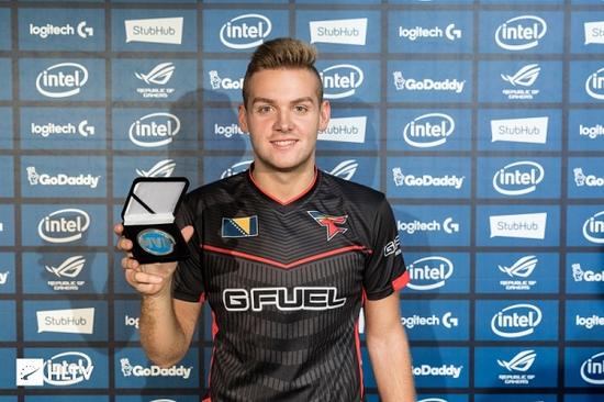 最佳精彩瞬间：IEM Katowice 2025 中 Falcons 与 G2 的比赛