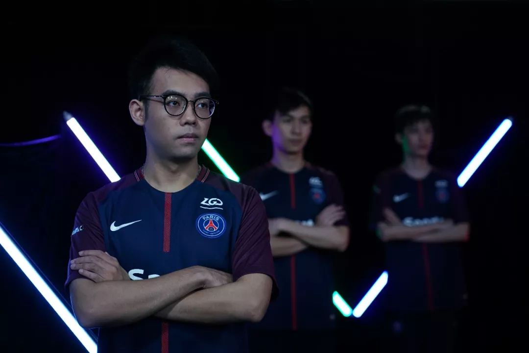 手C