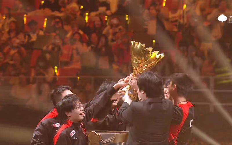 2024最佳战队： bin , Xun , knight , Elk , Meiko