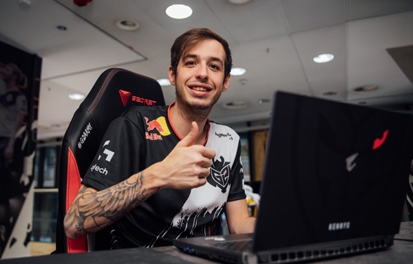 LCK CUP 开幕赛：越南AD逆转局势！ DRX 从1-2落后反弹，为 OKSavingsBank BRION 赢得首场胜利！